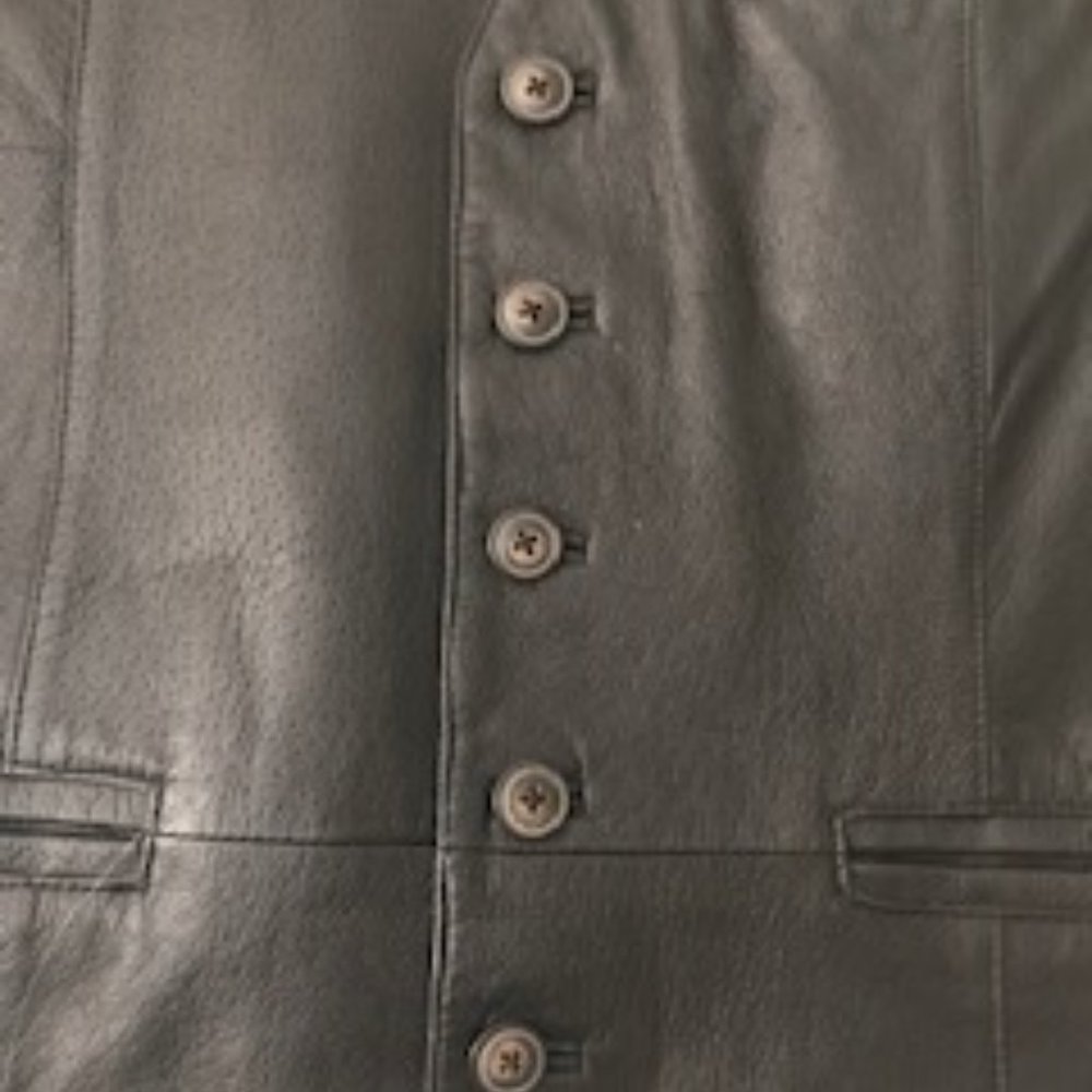 Arcadia Leather Vest - Picture 4 of 4